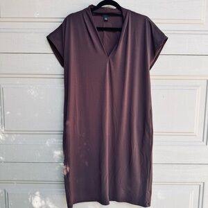 Elegant V-Neck Sheath Dress